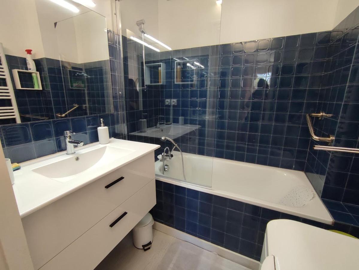 Chez Dominique, T2, Centre Ville, Vue Montagne, Wifi, 4 Personnes Bagneres-de-Luchon Exterior photo
