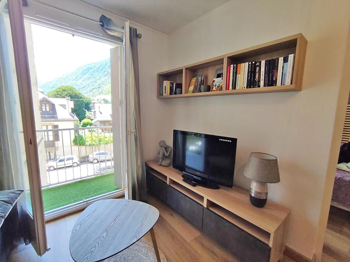 Chez Dominique, T2, Centre Ville, Vue Montagne, Wifi, 4 Personnes Bagneres-de-Luchon Exterior photo